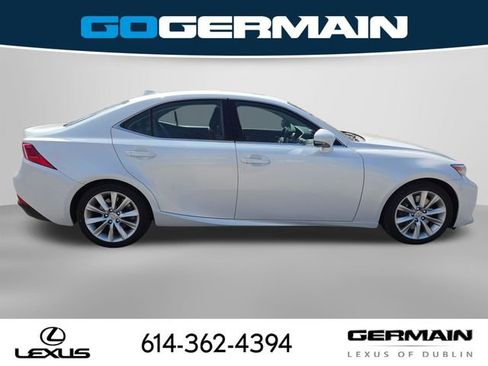 Used 2016 Lexus IS 300 AWD w/ Premium Package image 9