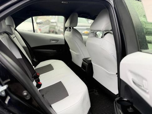 Used 2019 Toyota Corolla XSE FWD image 12