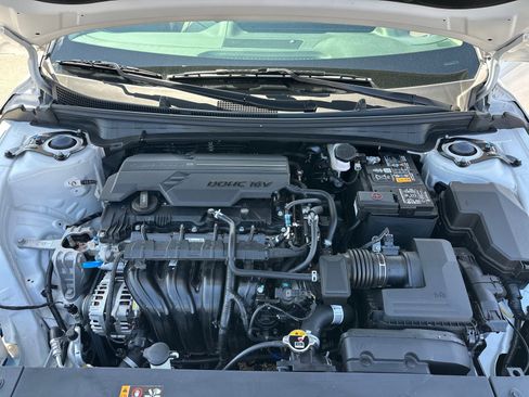 Used 2025 Kia K4 LXS image 17