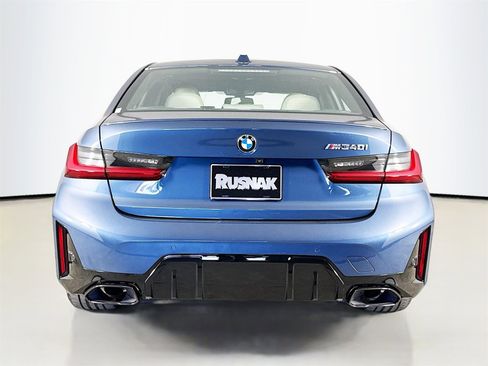 Used 2025 BMW M340i M340i w/ Premium Package image 6