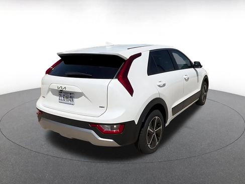 Used 2026 Kia Niro LX FWD image 14