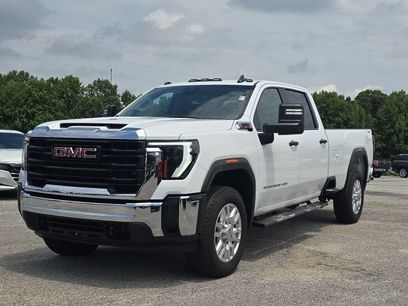 Used 2024 GMC Sierra 2500 Pro w/ Convenience Package