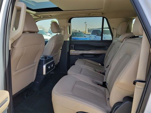 Used 2024 Ford Expedition Max Limited image 16
