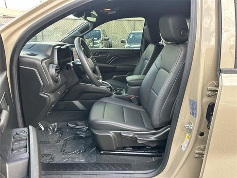 Used 2024 Chevrolet Colorado Trail Boss w/ Advanced Trailering Package image 18