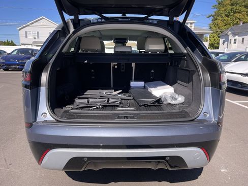 Used 2023 Land Rover Range Rover Velar S image 11
