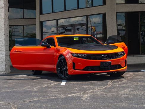 Used 2019 Chevrolet Camaro LT w/ 1LE Track Performance Package image 12