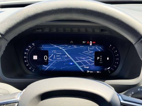 Used 2023 Volvo XC90 B5 Plus AWD/4WD image 11