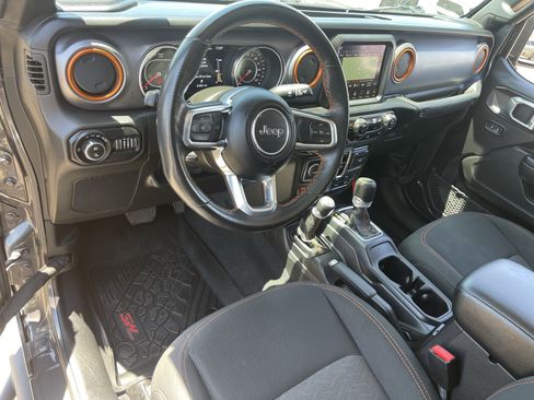 Used 2021 Jeep Gladiator Mojave AWD/4WD image 19