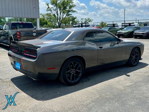 Used 2022 Dodge Challenger R/T w/ Blacktop Package RWD image 7
