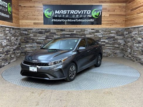 Used 2024 Kia Forte LXS image 4