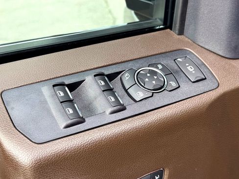 Used 2022 Ford F250 King Ranch w/ King Ranch Ultimate Package image 17