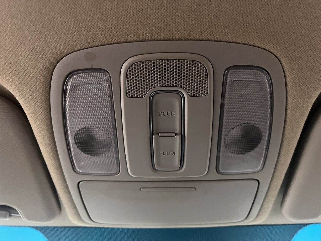 Used 2018 Kia Soul + FWD image 21