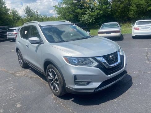 Used 2020 Nissan Rogue SL FWD image 3