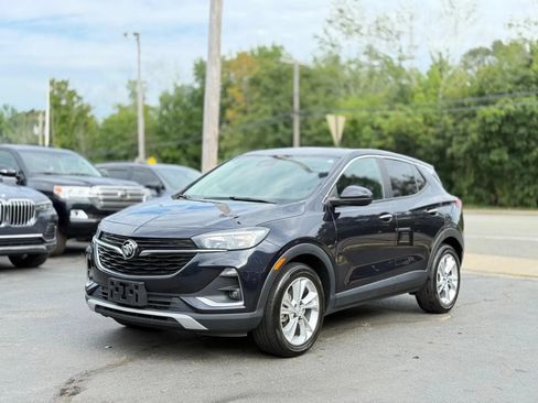 Used 2021 Buick Encore GX Preferred w/ Cold Weather Comfort Package FWD image 2