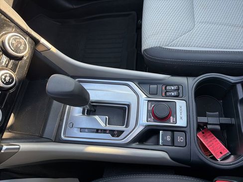 Used 2023 Subaru Forester Premium image 35