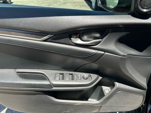 Used 2019 Honda Civic EX-L image 7
