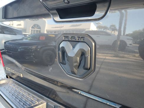 Used 2023 RAM 3500 Big Horn w/ Night Edition AWD/4WD image 9