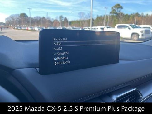 New 2025 MAZDA CX-5 AWD 2.5 S w/ Premium Plus Pkg image 18