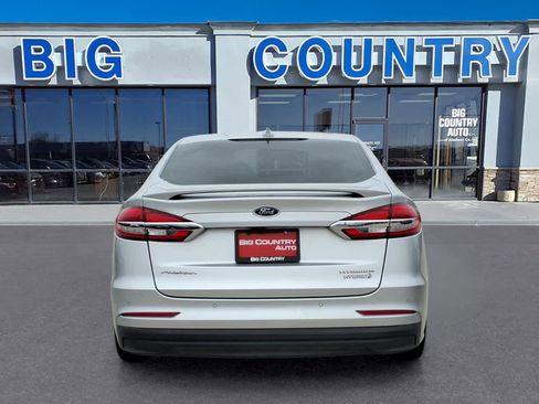 Used 2019 Ford Fusion Titanium image 4