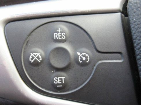 Used 2018 GMC Acadia SLT image 18