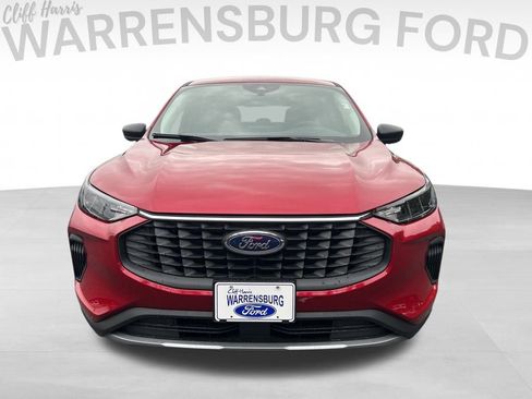 New 2025 Ford Escape Active image 2