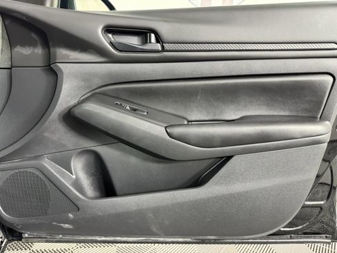 Used 2023 Nissan Altima 2.5 S FWD image 36