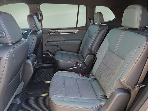 New 2026 GMC Acadia AT4 w/ Luxury Package image 10