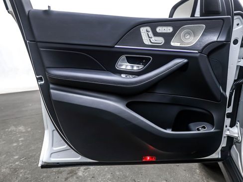 Certified 2025 Mercedes-Benz GLE 350 4MATIC image 23