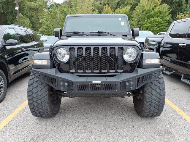 Used 2023 Jeep Gladiator Sport AWD/4WD image 3