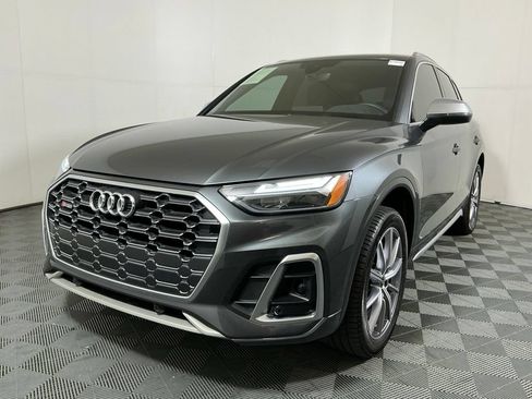 Used 2022 Audi SQ5 Premium AWD/4WD image 2