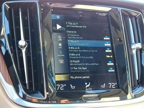 Used 2022 Volvo S60 B5 Momentum w/ Premium Package image 16