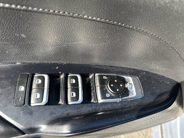 Used 2021 Kia K5 LXS FWD image 11