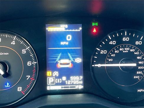 Used 2023 Subaru Crosstrek 2.0i Premium image 12