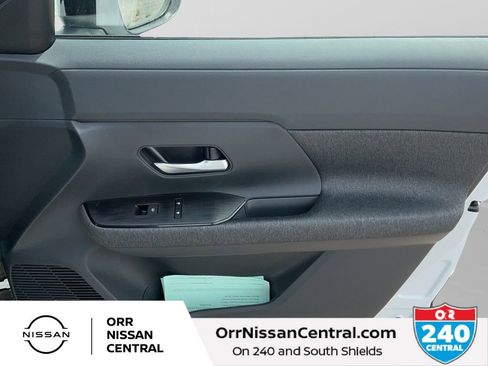 New 2026 Nissan Kicks SV w/ Cold Weather Package FWD image 10