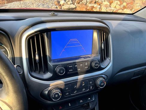 Used 2016 Chevrolet Colorado LT w/ LT Convenience Package image 19