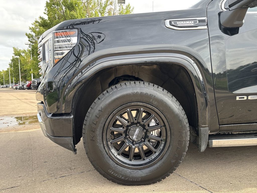 Used 2022 GMC Sierra 1500 Denali AWD/4WD image 39
