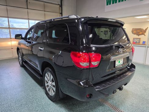 Used 2017 Toyota Sequoia Limited AWD/4WD image 9