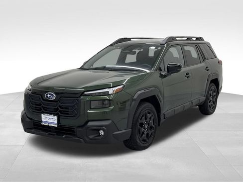 Certified 2026 Subaru Outback Limited AWD/4WD image 3