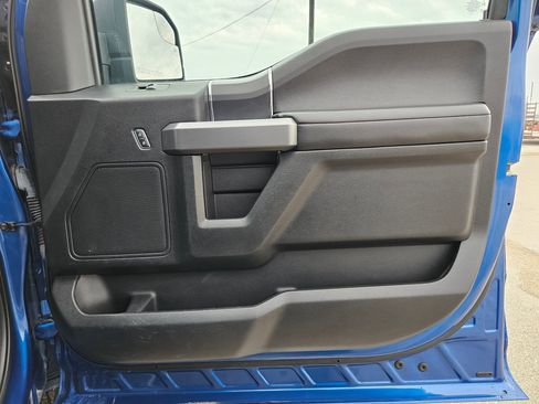 Used 2018 Ford F150 XLT w/ Equipment Group 302A Luxury image 26