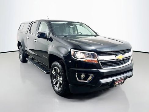 Used 2017 Chevrolet Colorado LT w/ Luxury Package, Chrome image 2