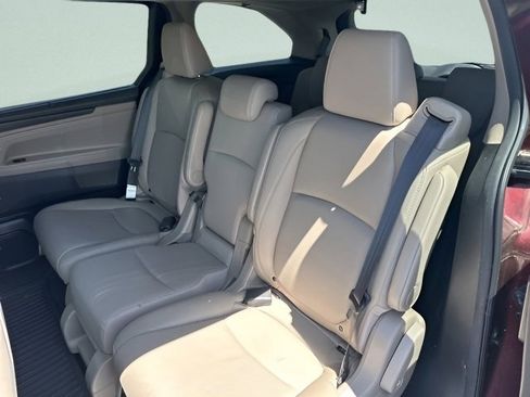 Used 2019 Honda Odyssey EX-L image 13