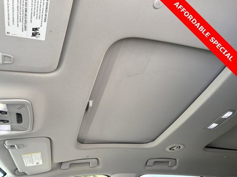 Used 2019 Chevrolet Traverse Premier w/ Redline Edition image 30