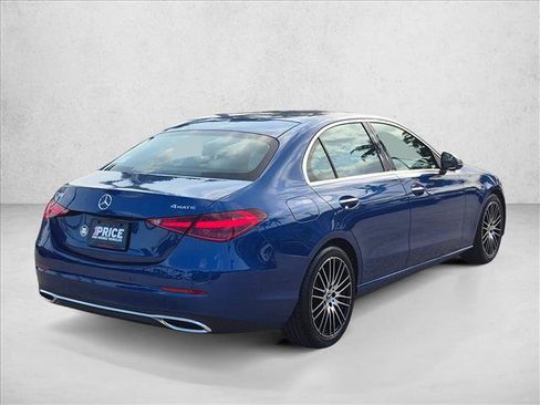 Used 2023 Mercedes-Benz C 300 4MATIC Sedan image 5