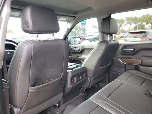 Used 2020 Chevrolet Silverado 1500 LT Trail Boss w/ Midnight Edition image 11