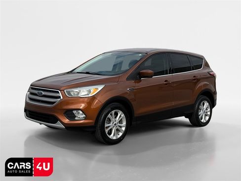Used 2017 Ford Escape SE image 3