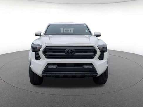 Used 2024 Toyota Tacoma SR5 w/ SR5 Upgrade Package AWD/4WD image 9