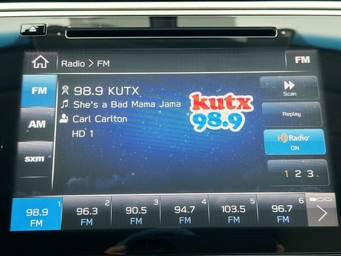 Used 2018 Subaru Outback 3.6R Limited image 19