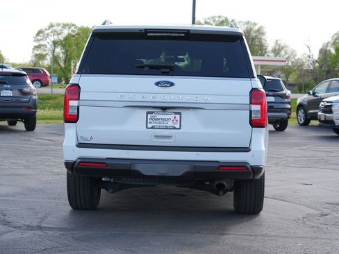 Used 2022 Ford Expedition XL AWD/4WD image 4