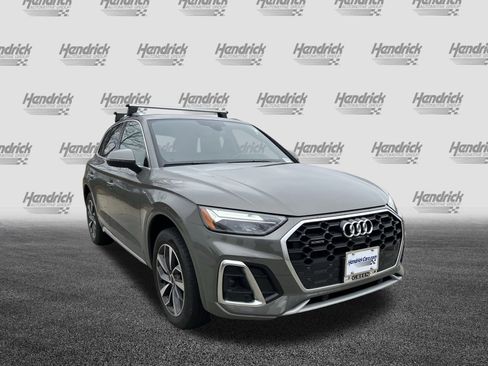 Certified 2025 Audi Q5 2.0T Premium Plus w/ Premium Plus Package image 2