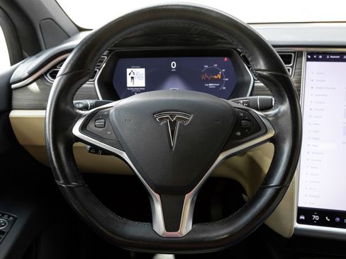 Used 2016 Tesla Model X 70D AWD/4WD image 13